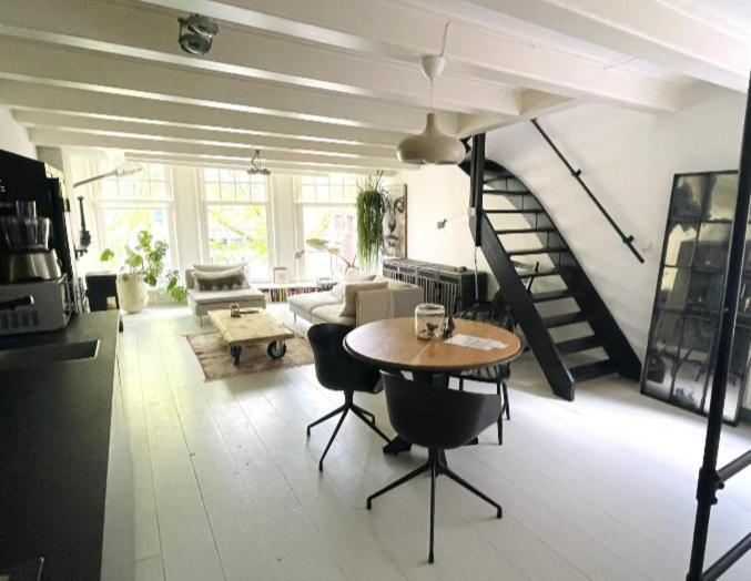 Volledige Bovenwoning Binnenstad Leeuwarden Esterno foto